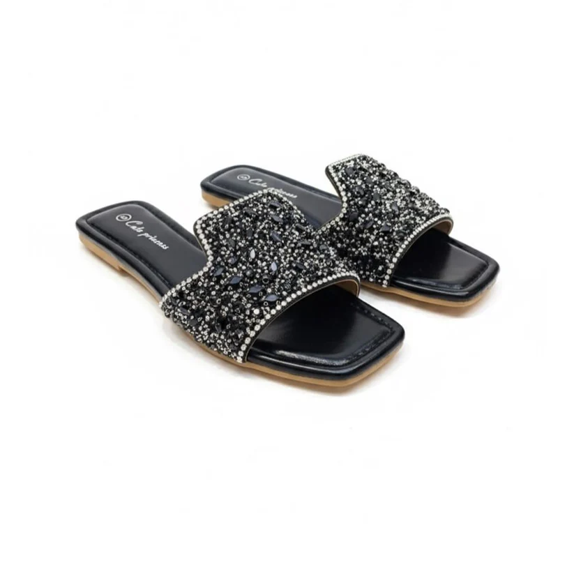 Rhinestone-decorated flat sandals