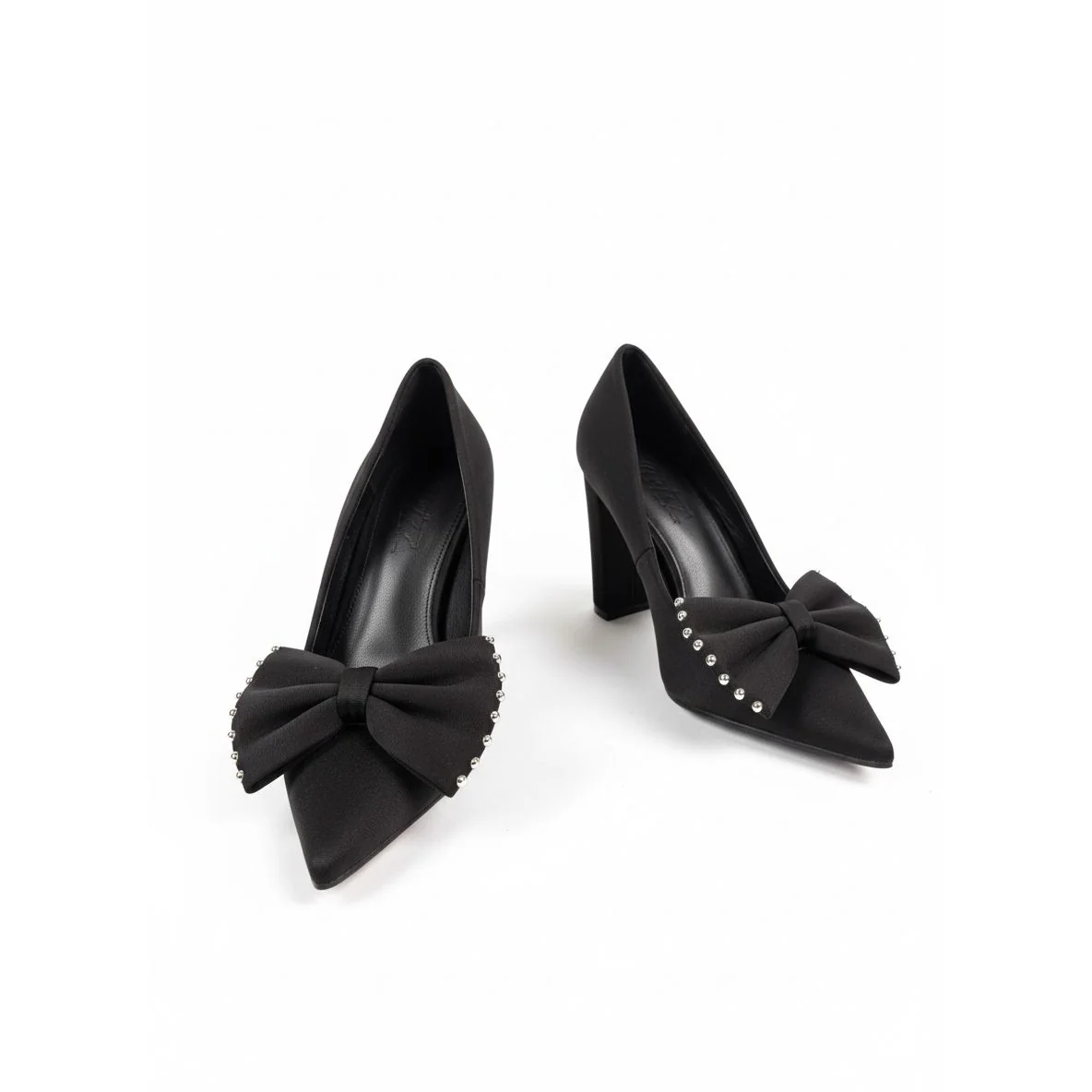 Pearl Bow Pump heel - Image 3