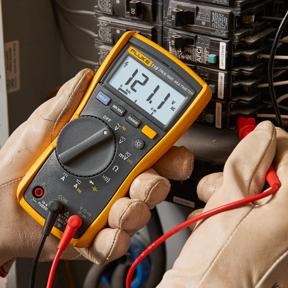 Fluke 115 Digital Multimeter for Technicians - Image 2