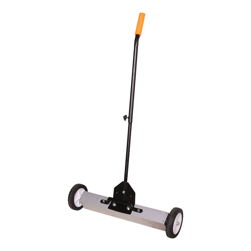 MAC AFRIC Magnetic Floor Sweeper 24" IN