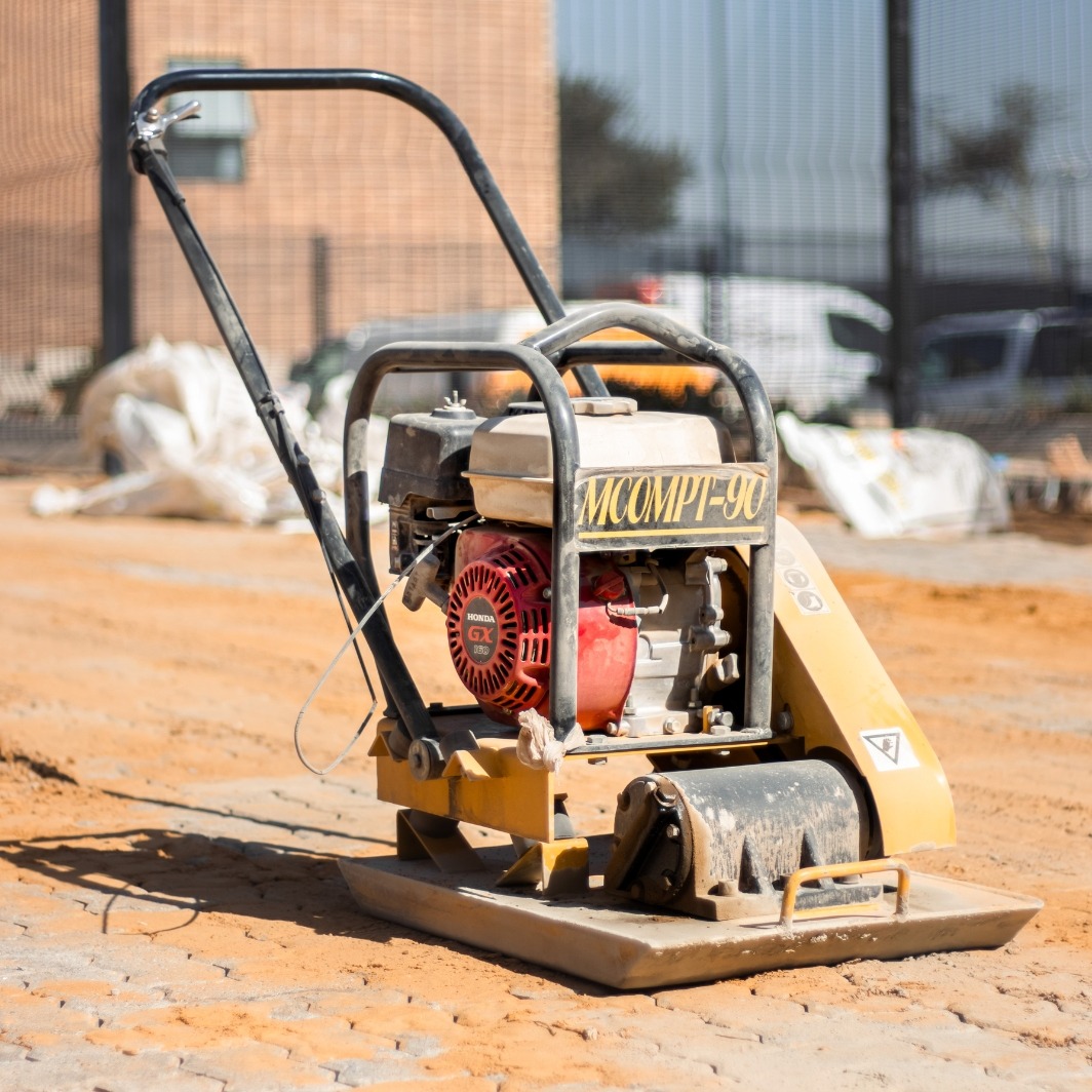 MAC AFRIC HS-090 Vibrating Plate Compactor - Image 2