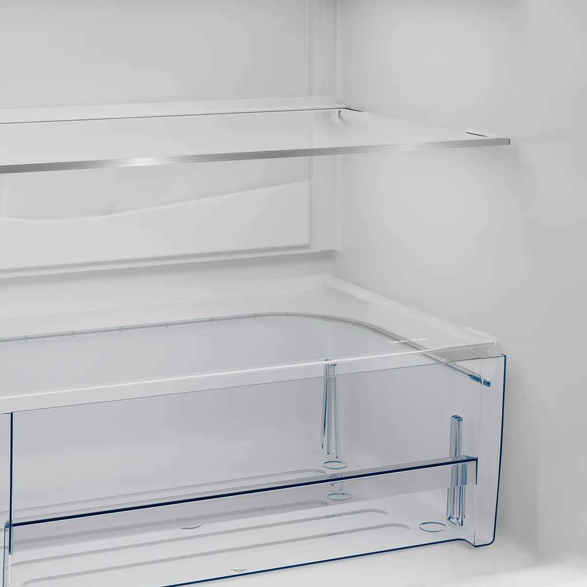Defy 60cm Fridge / Freezer WD Satin Metallic — DAC627 - Image 3