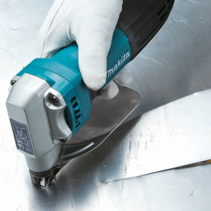 Makita JS1602 1.6mm Straight Shear (Metal Cutting) - Image 2